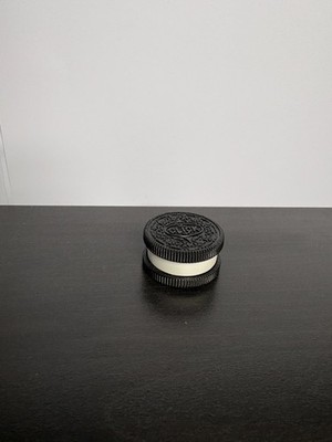 Cookies & Cream Clicker mit NFC/Glow in the Dark Mitte (optional)