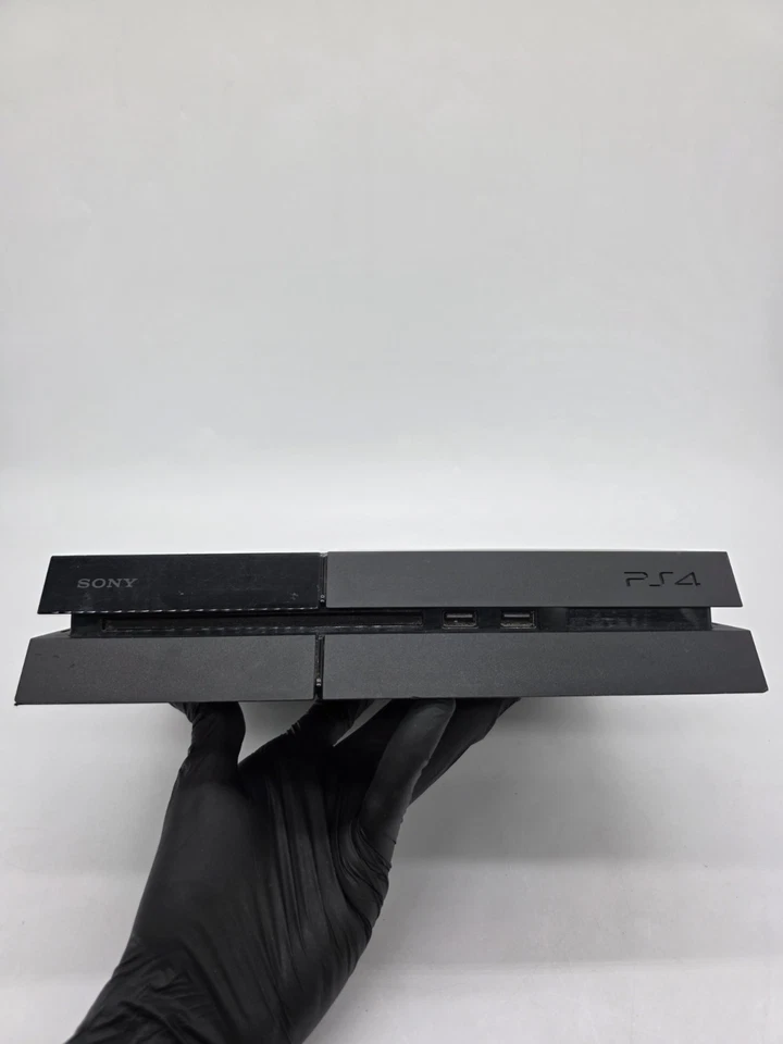 Sony PlayStation 4, foto 4 di 5