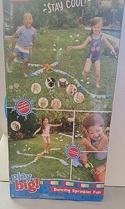 Little Tikes, Big Play Dancing Sprinkler Fun