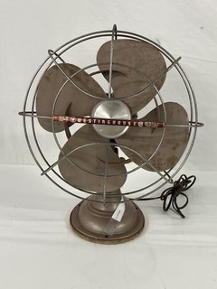 Vintage Westinghouse Deco Tear Drop Oscillating Electric Fan Tested Working