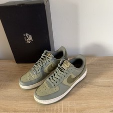 Nike Air Force 1 Mens Szie 9 Trainer 
