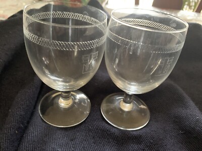 Italian Line- 2 Wine Glasses- era of Michelangelo-Raffaello-Colombo-Leonardo  