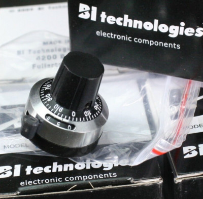 One BI Electronics 2694 Analog Turn Counting Dial Potentiometer Knob 7/8'' OD NEW