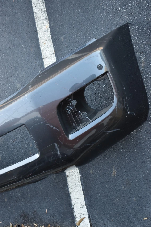 2008-2014 TOYOTA SEQUOIA FRONT BUMPER FACTORY OEM — 第 3/4 张图片
