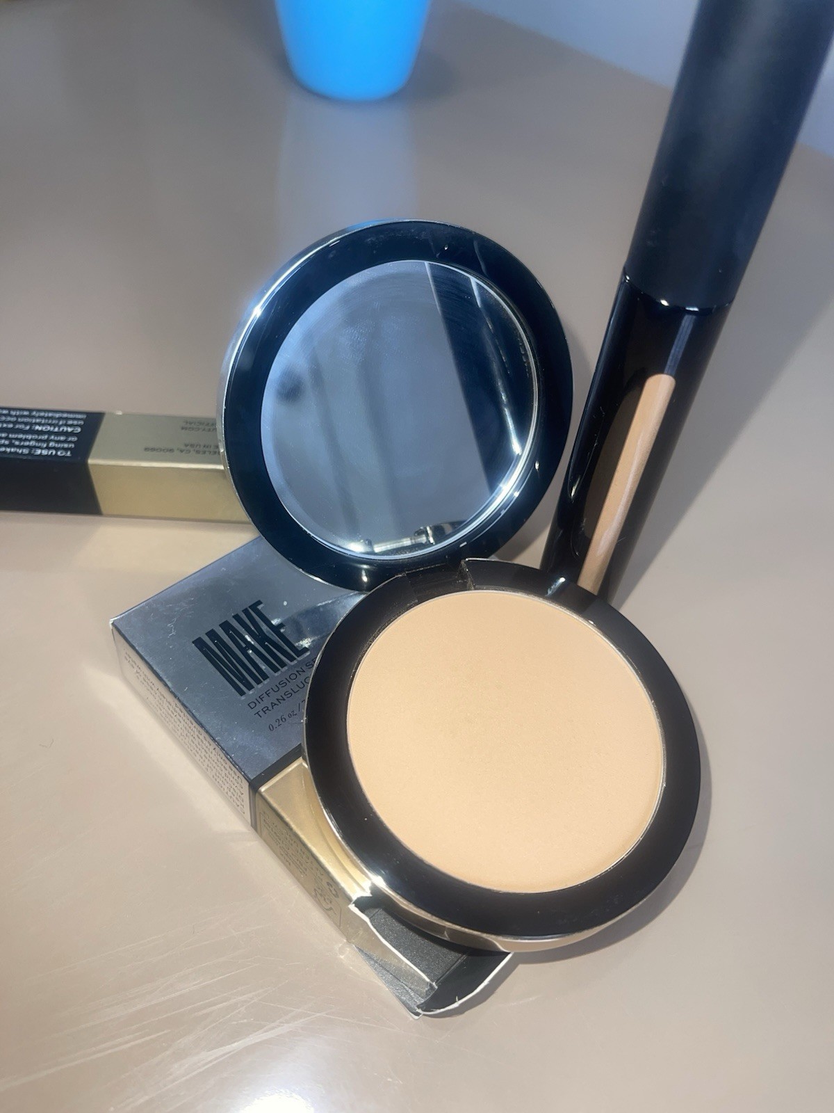 MAKE BEAUTY DIFFUSION SET Translucent Pressed Powder, mimetic concealer *new**