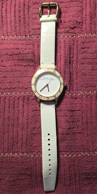 Marc by Marc Jacobs ALL WHITE WATCH watch MBM1178 TESTED NEW BATTERY