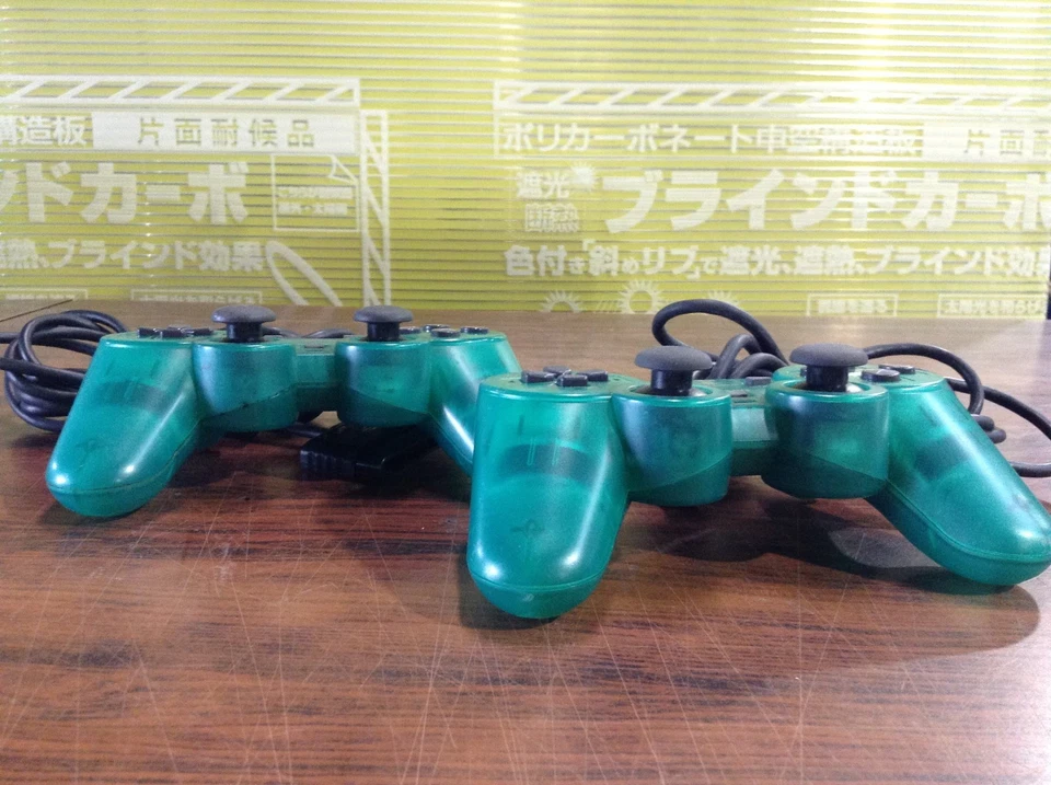 Lot of 2 Sony Analog Controller  Playstation 2 PS2 SCPH-10010 Green Tested B26MI - Image 4 of 4