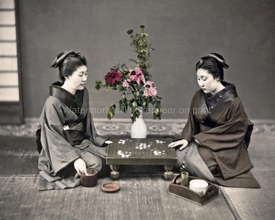 Japanese Girls Playing Go Board Game Kimono Geisha Flowers Vtg. Photo 19thC