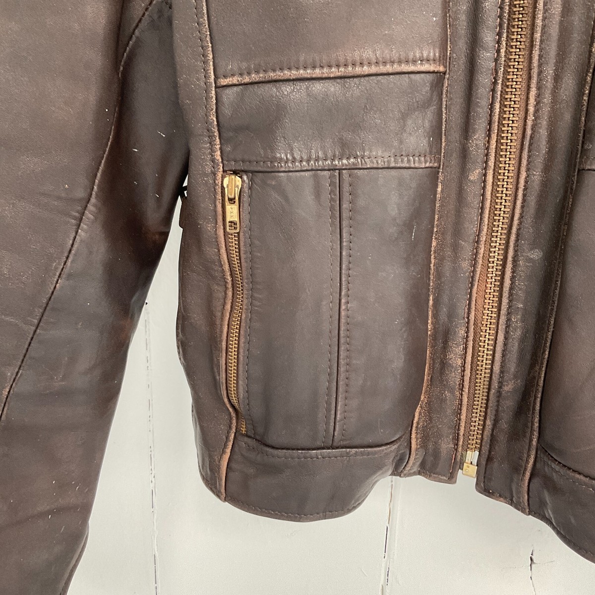 s-l1200.jpg s-l1200.jpg