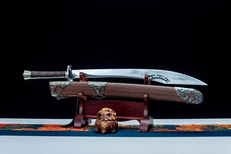 Handmade Chinese Kung Fu Dao Wu Shu Sword Sharp Manganese Steel Blade Broadsword - Image 2 of 4