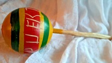 MARACA PUERTO RICO VINTAGE HANDMADE PAINTED CARVED MUSICAL INSTRUMENT PR ISLAND