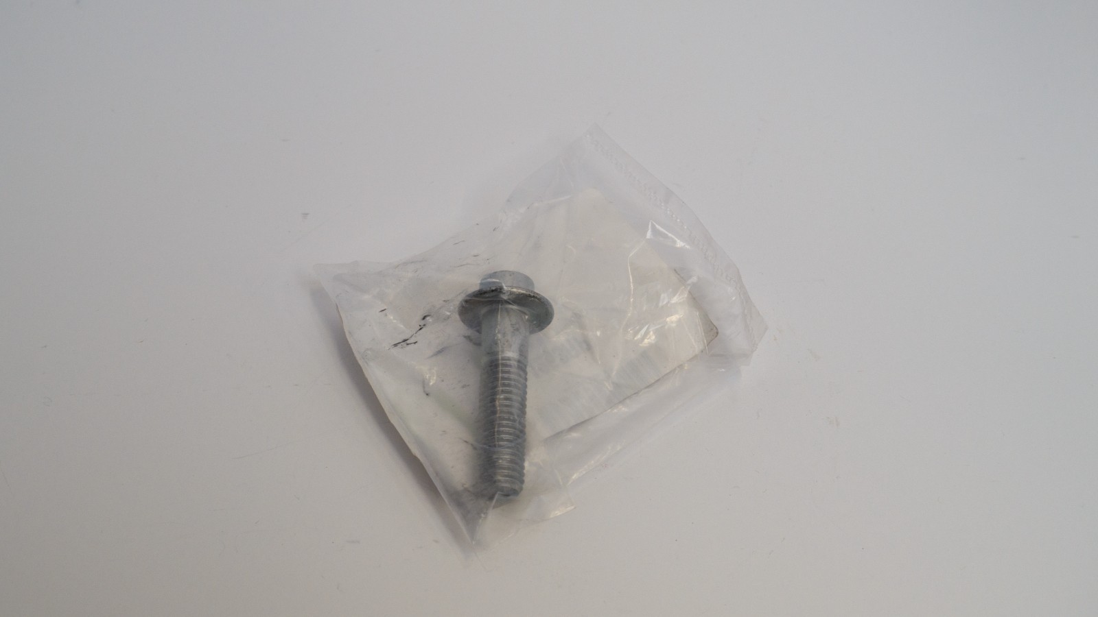 McLaren Metal Bellow Accumulator 14BA322CP w/ Bolt 14BA253RP
