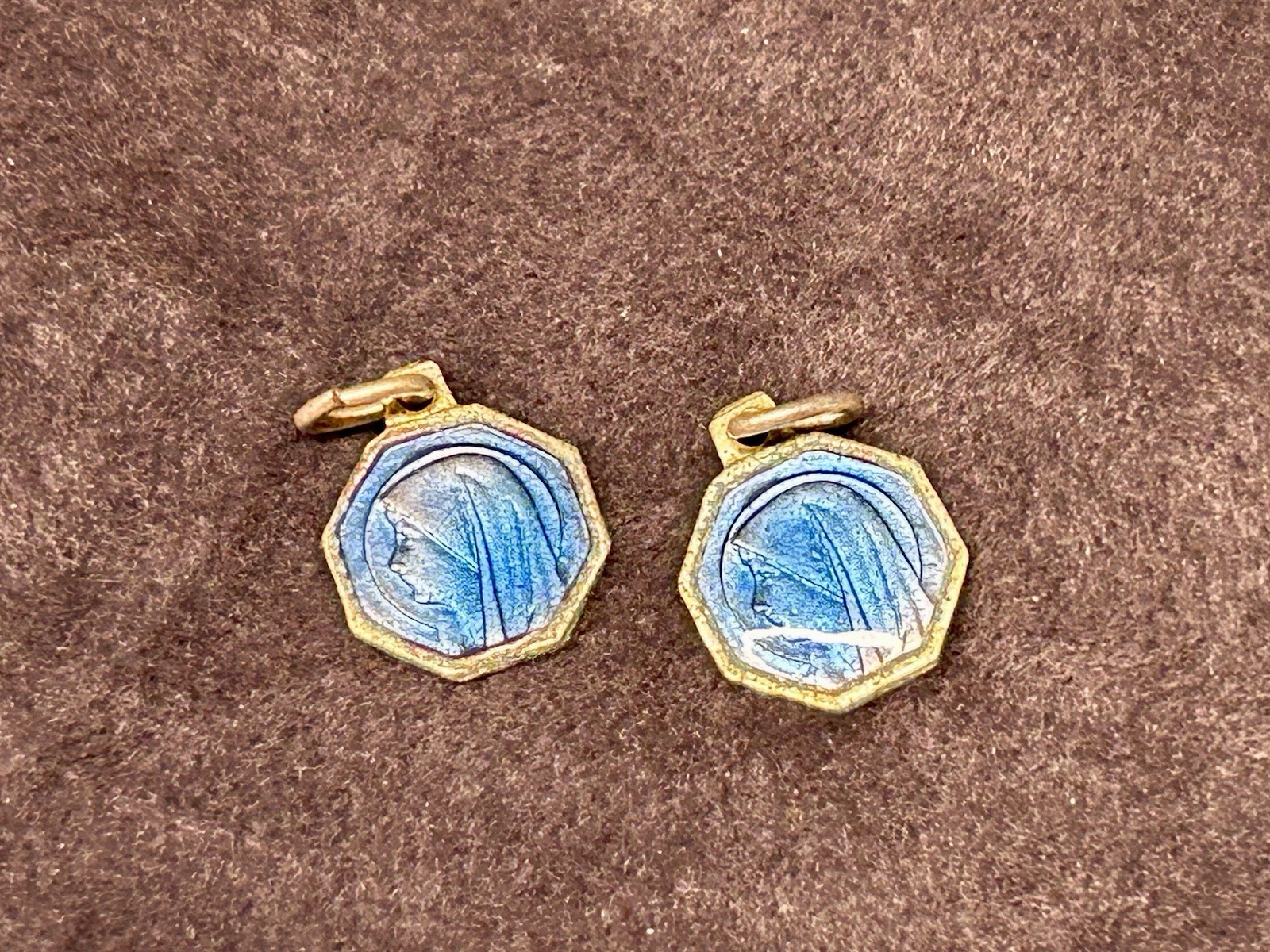 2 Antike Anhänger Maria aus Lourdes