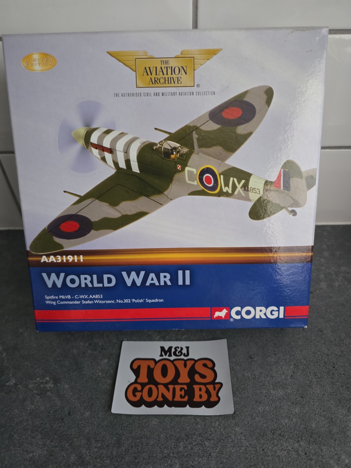 CORGI AVIATION ARCHIVE 1:72 SPITFIRE Mk.VB - 302 POLISH SQN AA31911