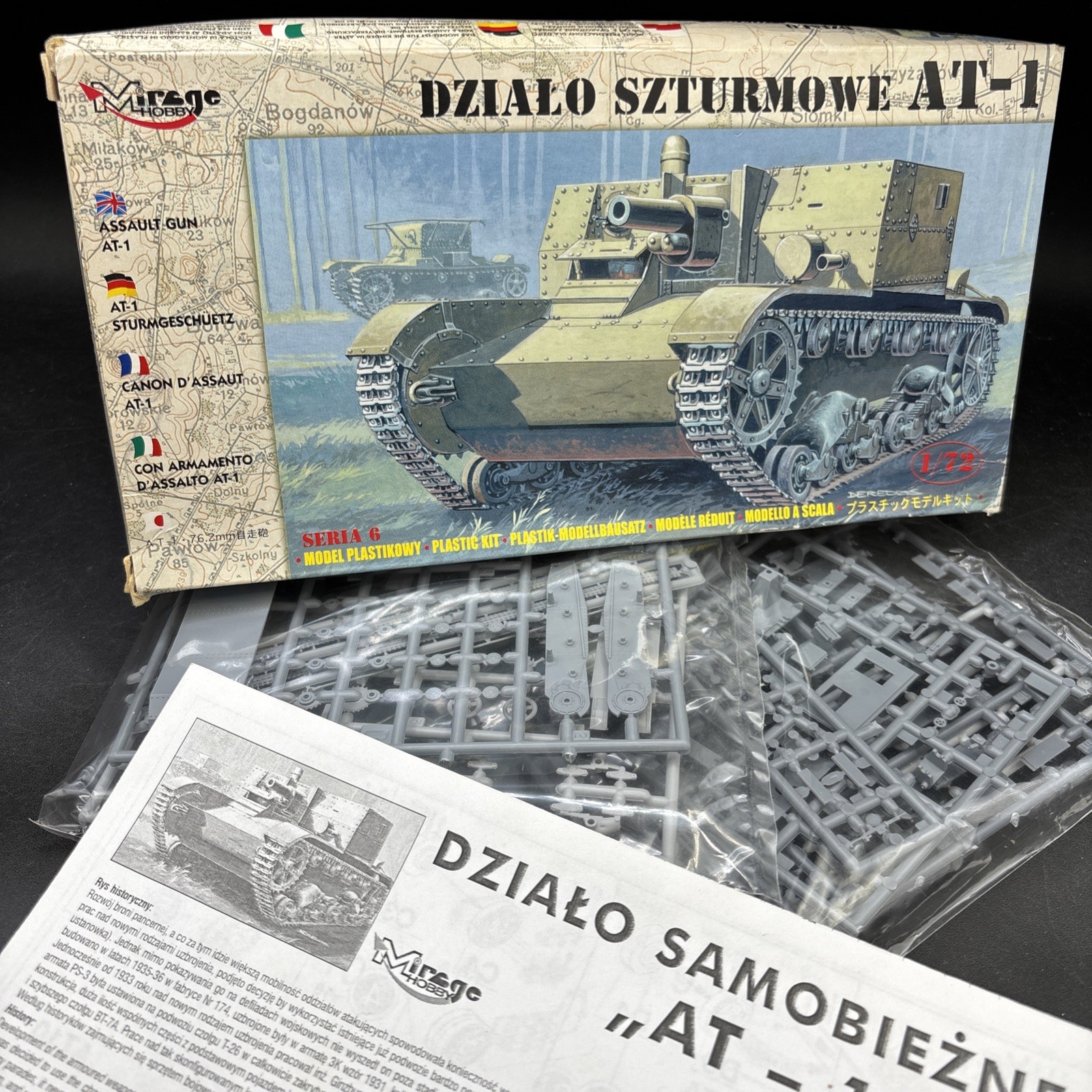 MIRAGE 72605 DZIALO SZTURMOWE AT-1 Tank 1/72 Scale Model Kit Sealed Bags
