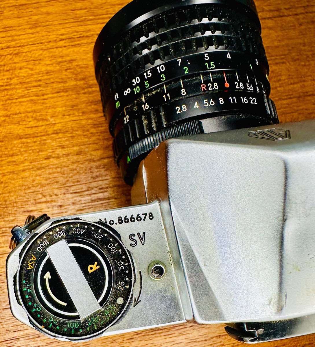 フィルムカメラ　PENTAX SV 黒ボディ　28mmレンズ付き Amazon | ペンタックス PENTAX SV 一眼レフカメラ標準レンズ付