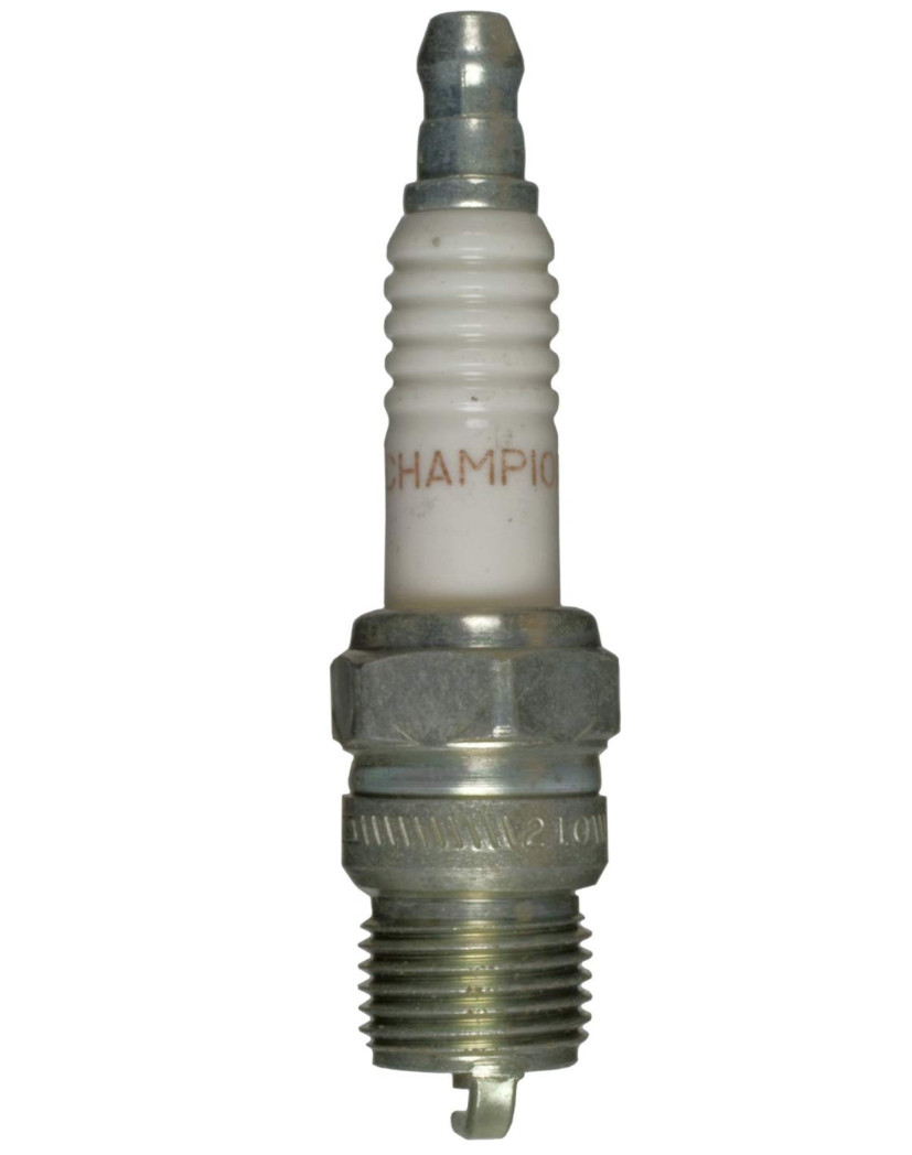 NOS LOT OF 4 CHAMPION SPARK PLUGS, RV8C