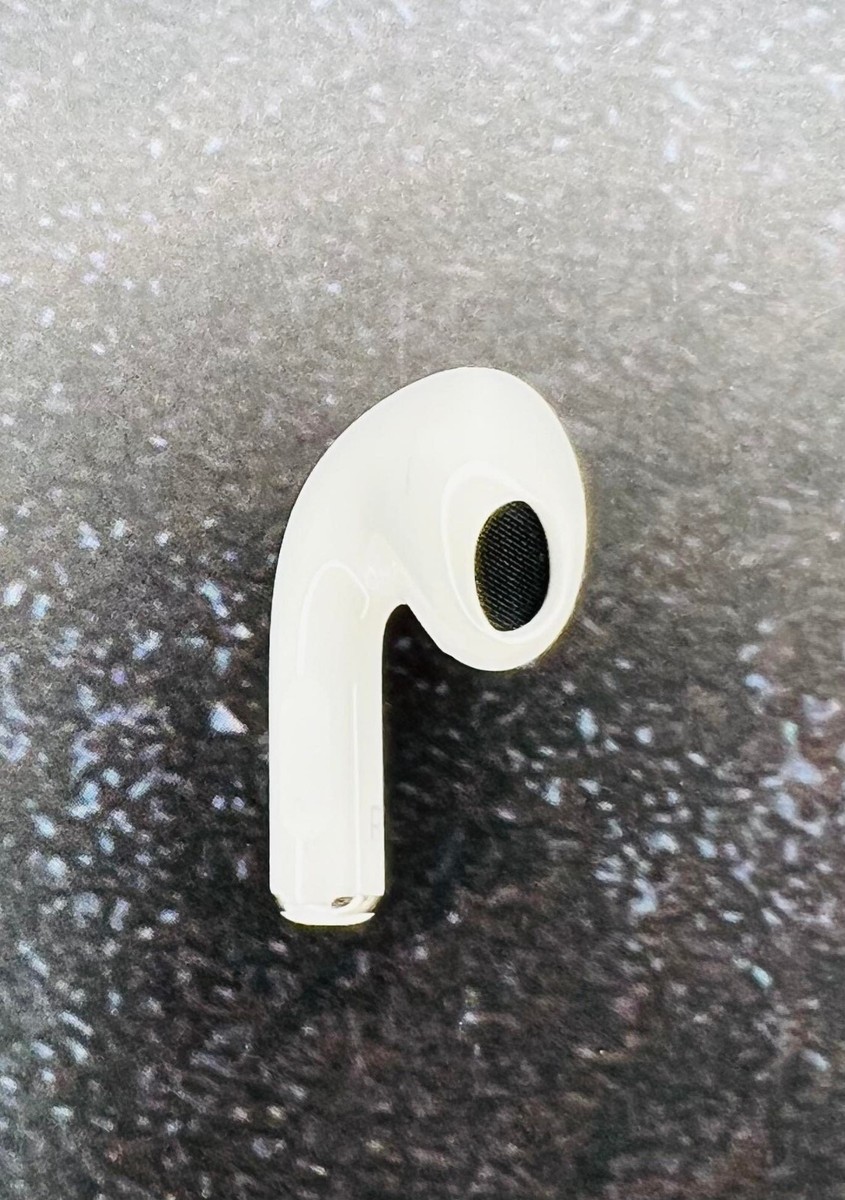 Apple 純正 AirPods 早い者勝ち Apple AirPods RIGHT ONLY (Airpod) - Replacement - Authentic 3RD
