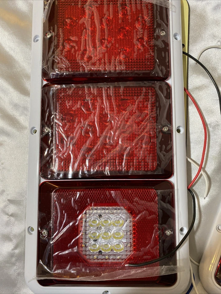 partsam LED lighting and accessories quality marker lights for truck trailer 2pc - Image 4 of 4