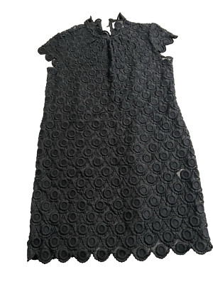 MILLY of NY 8 Flower Sheer Embroidered Black Cocktail Dress Excellent Condition