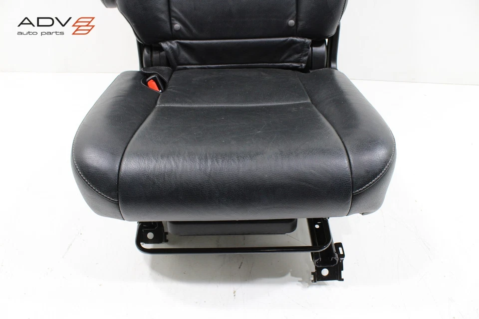Toyota Sequoia 2018-2022 segunda fila asiento lateral izquierdo completo con reposabrazos OEM Foto 2 de 4