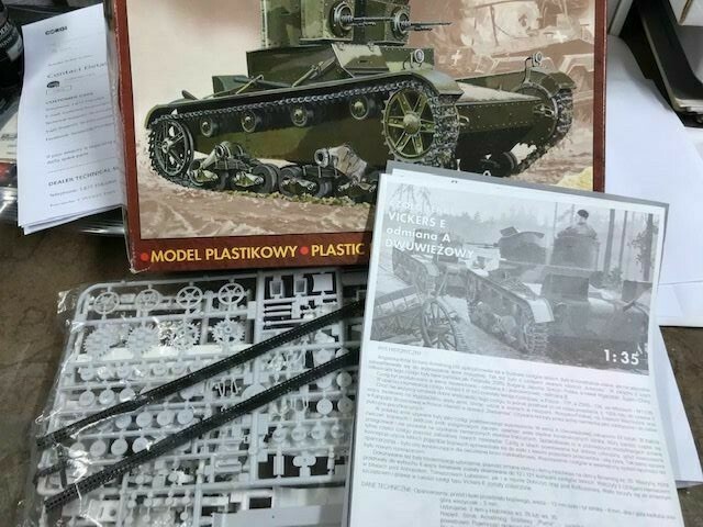 VICERS E MK. A 戦車キット 1:35 Vickers E Mk. A 1:35 戦車モデルキット 1