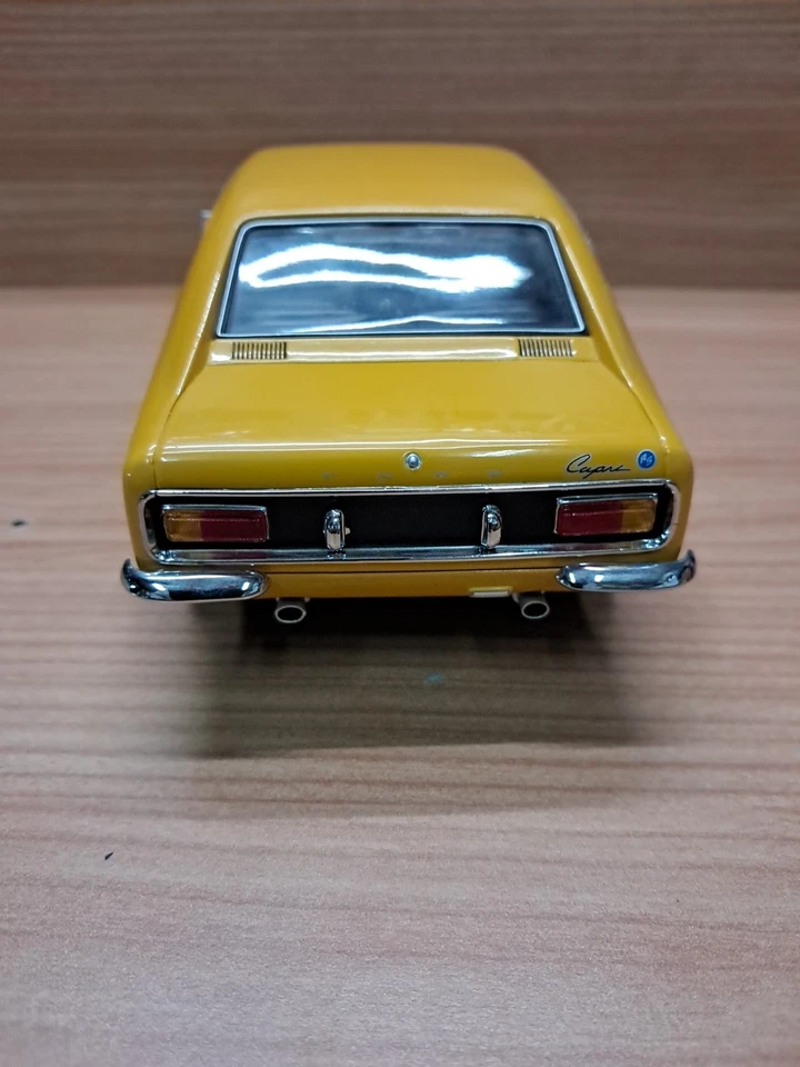 Minichamps Ford Capri RS 1970  1/18 - Immagine 4 di 4