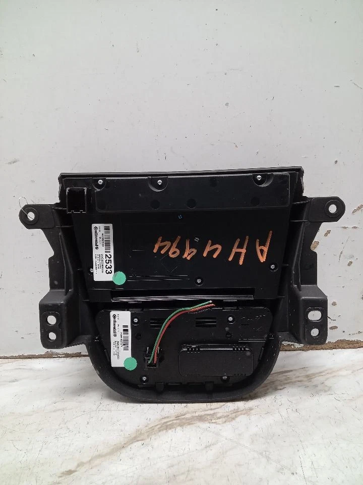 BUICK ENCORE 13-16 doble zona (opcional CJ2), sin asientos térmicos ID A2C82063300 Foto 3 de 4