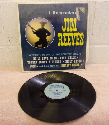 BOBBY BOND ''I REMEMBER JIM REEVES'' LP 1967 SOMERSET STEREO FIDELITY SF-26300 VG