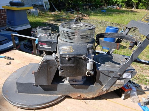 2 NSS  WARHORSE  27 FLOOR BURNISHER  read full description