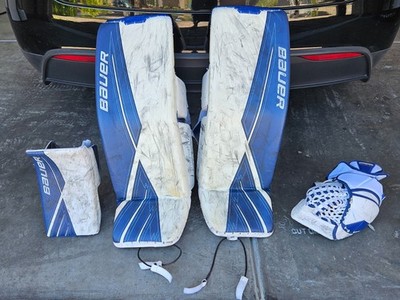 Ice Hockey Goalie 35''+ Large leg pads, glove, blocker combo Bauer Blue and white
