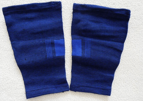 2 Knee Support Wrap Brace Sleeve Elastic Muscle Arthritis Sports Pain Relief NEW - Picture 7 of 12