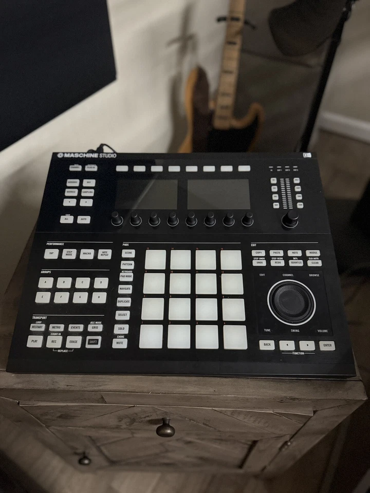 Native Instruments Maschine Studio W/ Sounds & Software- Black (Lightly used) - Image 2 of 4