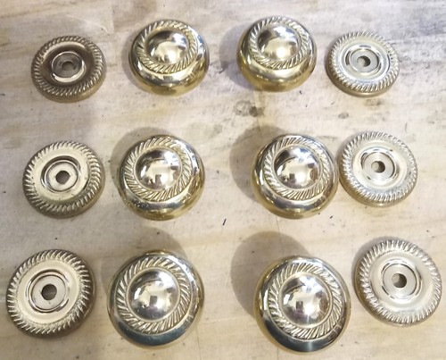 6 x Vintage Type Solid Brass Cupboard Door Knob Handle Pull Drawer Pulls - Bild 1 von 3
