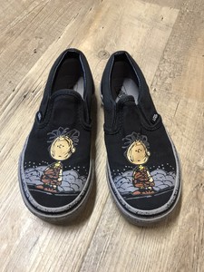 pig pen slip on vans