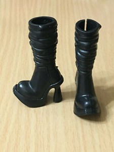 barbie black boots