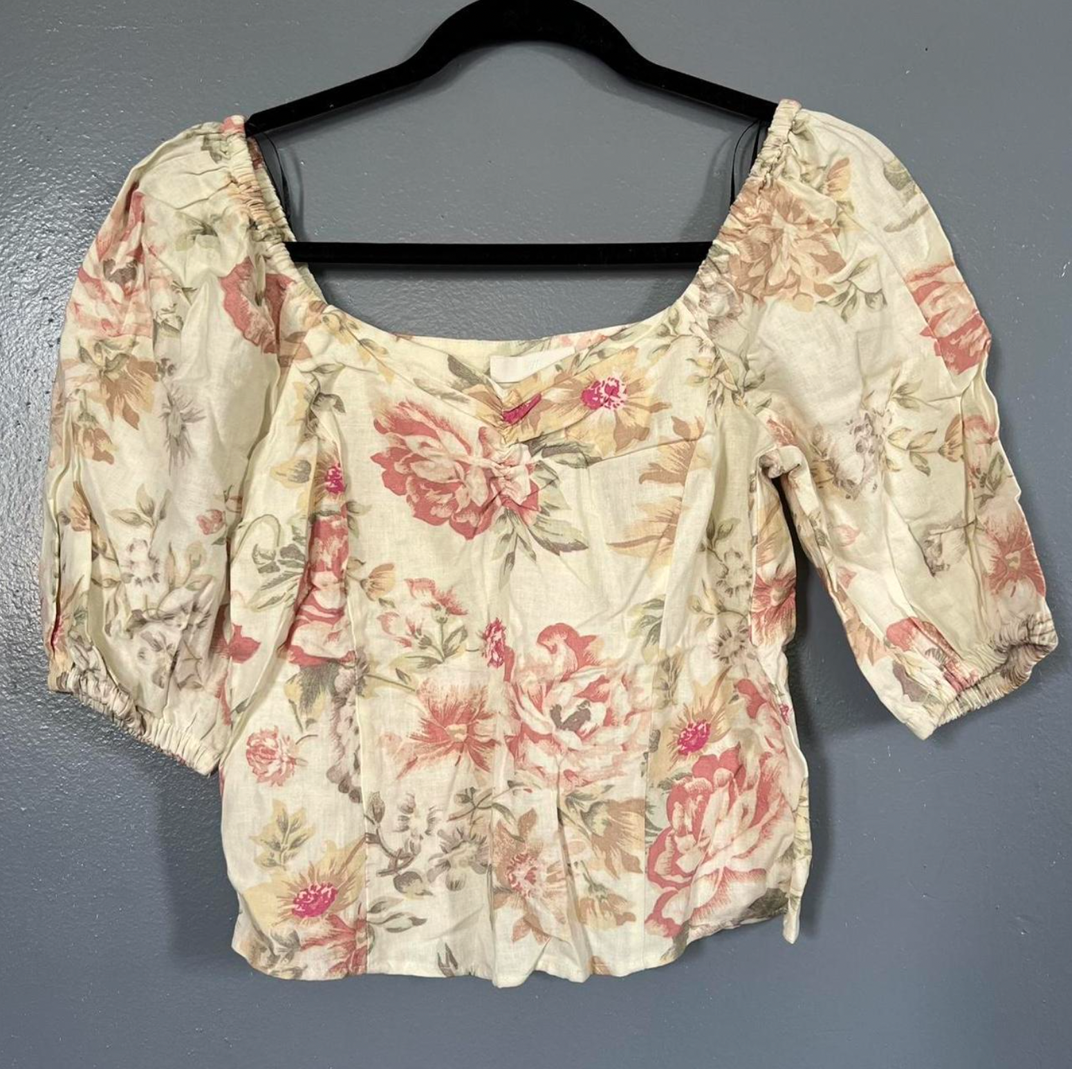 SUPER CUTE FLORAL VINTAGE LOOK TOP H&M WITH TAGS