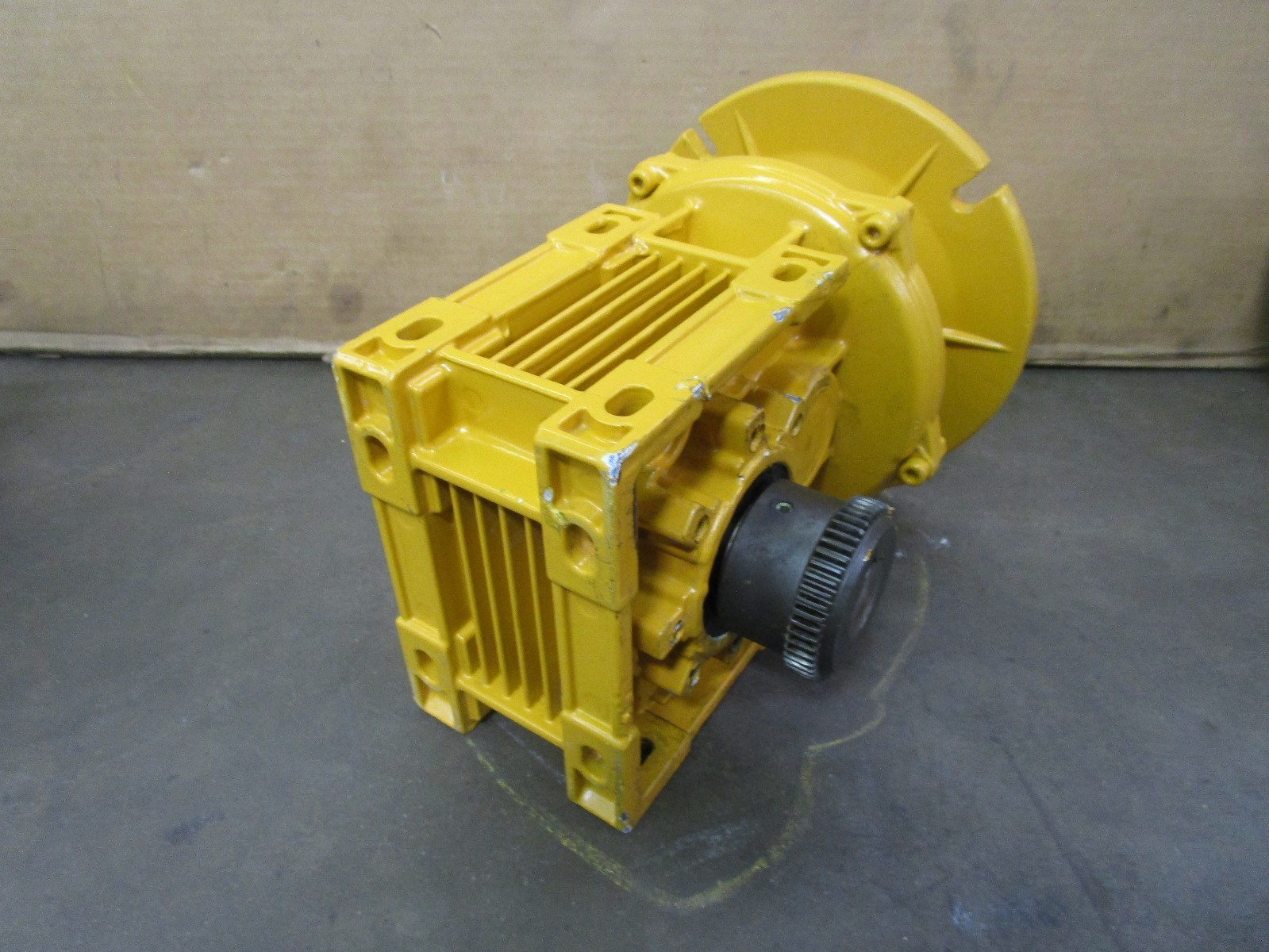 MOTOVARIO BA72 12.44:1 RATIO RIGHT ANGLE DOUBLE OUTPUT ALUMINUM GEARBOX ...