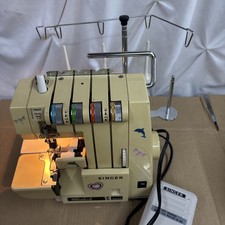 Máquina de coser SINGER Ultralock 14U64A 4 hilos con pedal funciona perfectamente