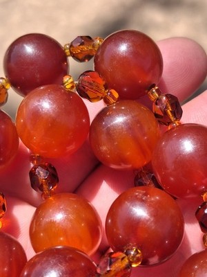 Bakelite necklace. Catalin.bakelite,faturan. 