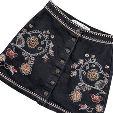 VTG Denim Co Mini Skirt Y2K 4 Black Embroidered Floral Boho Festival Aztec
