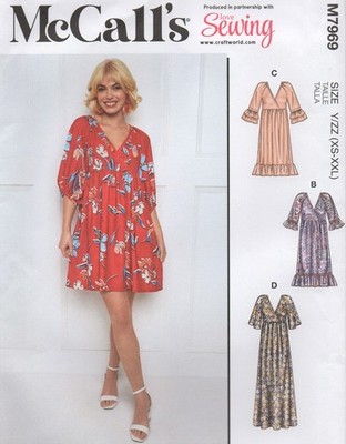 McCalls Schnittmuster 7969 Kleid lockere Passform erhöhte Taille Raglan Gr. 4 - 26 NEU