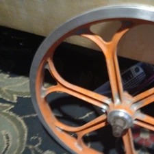 Vintage 1970s E.Dale Enterprises MX-60 Aluminum BMX Mag front Wheel 20"  orange