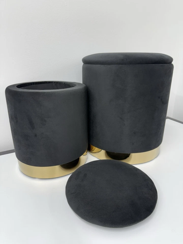 Set 2 Pouf Contenitore Velluto Nero Sgabello Poggiapiedi Con Anello Dorato - Immagine 2 di 4