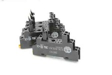 Allen Bradley 700-HN122 Relay Socket Lot of 4