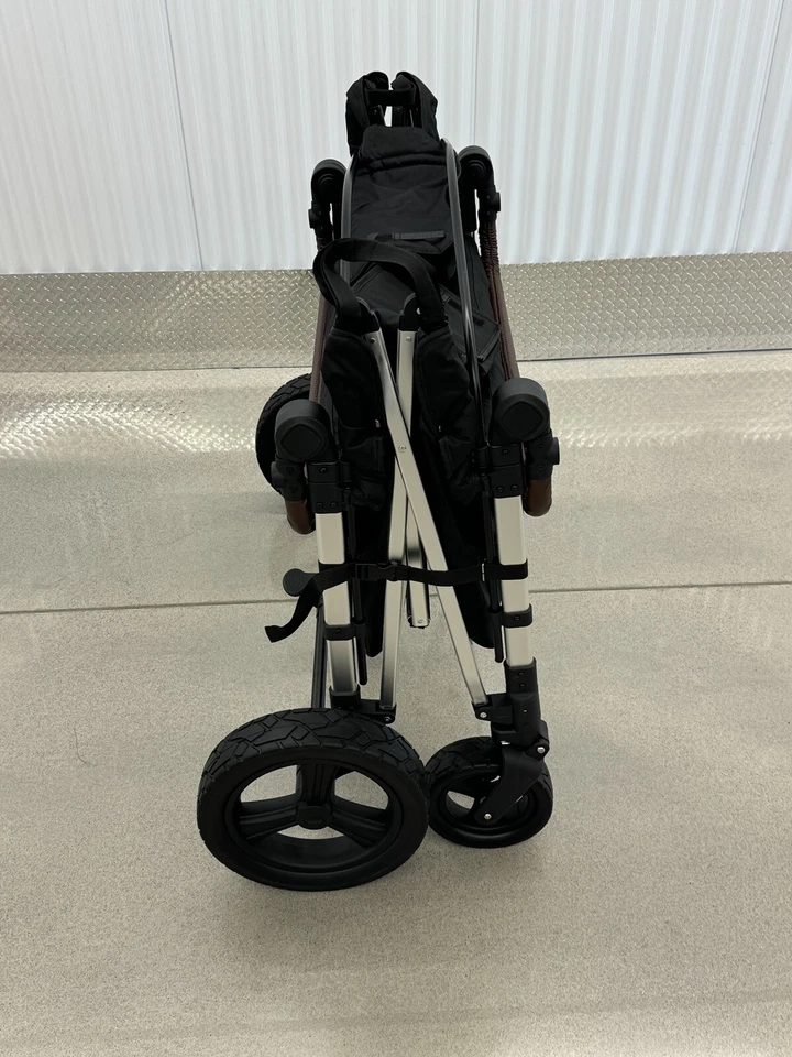 Stroller wagon 6 Seater - Image 4 of 4