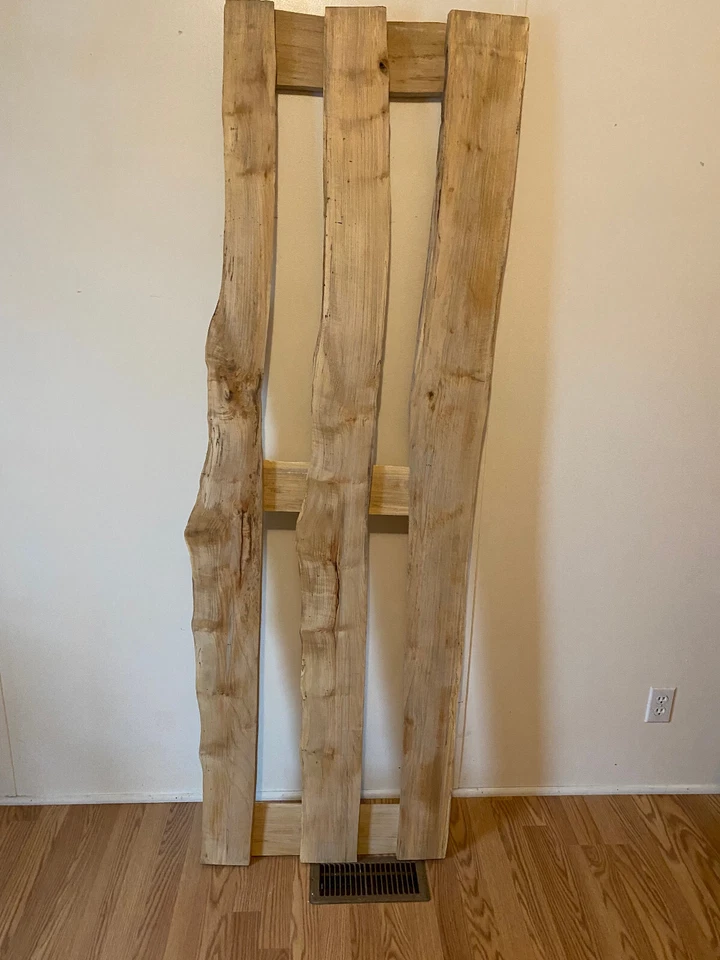 Cabecero de arce Live Edge, 75" de ancho por 25" de alto Foto 3 de 4