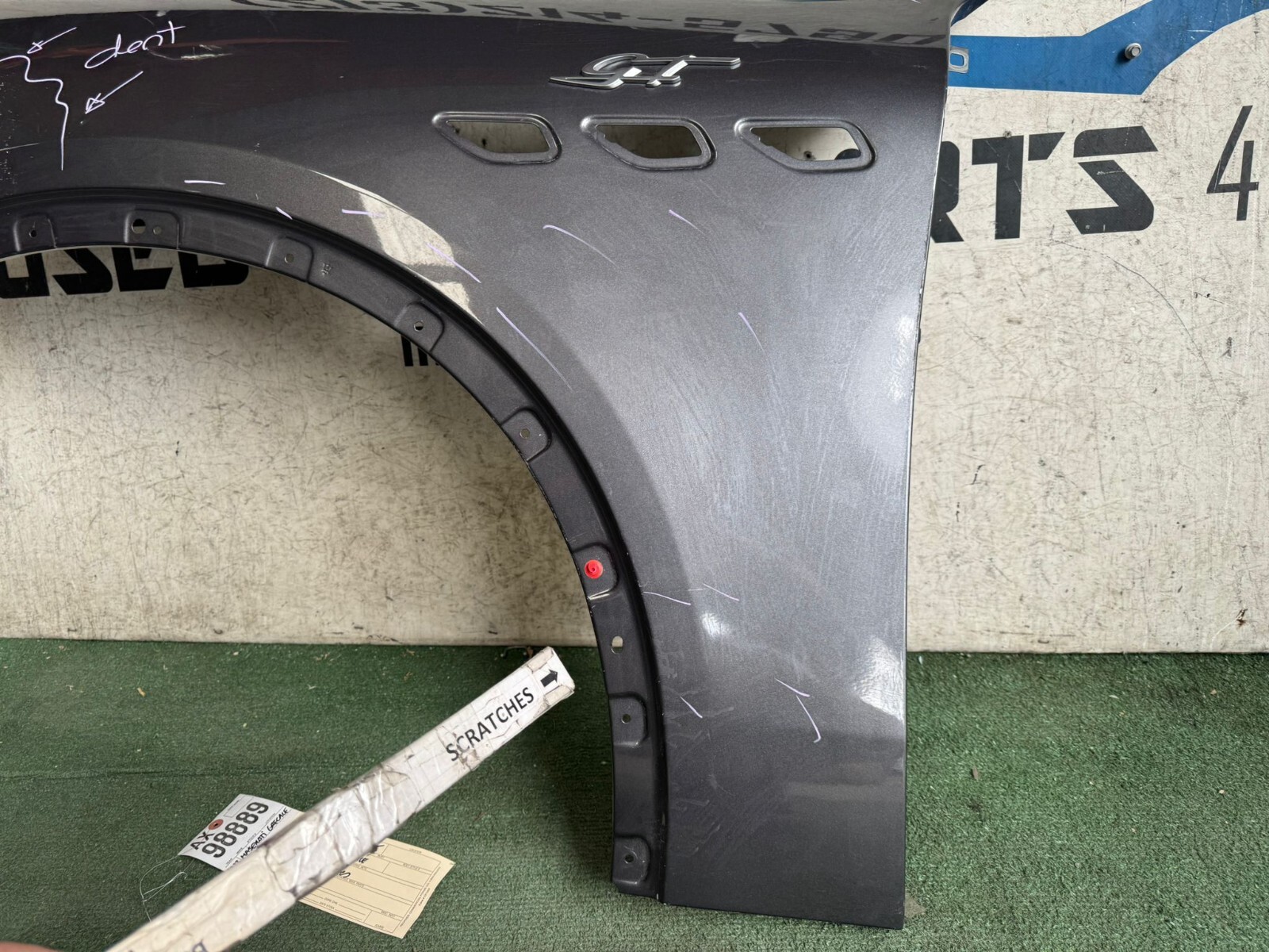 w/1dent 2023 2024 MASERATI GRECALE LEFT DRIVER FENDER OEM AX98858