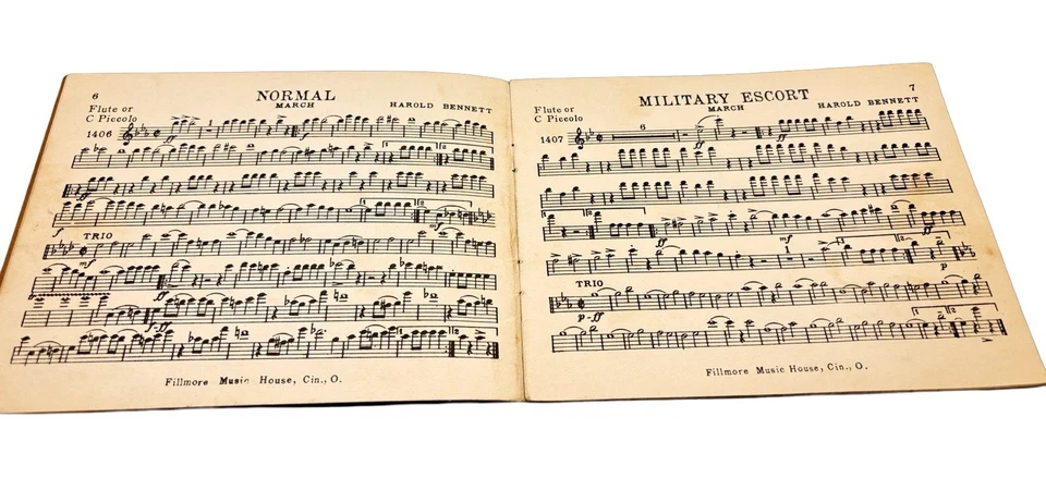 ANTIGUO The Bennett Band Book #1 Una colección de composiciones originales para banda Foto 3 de 4