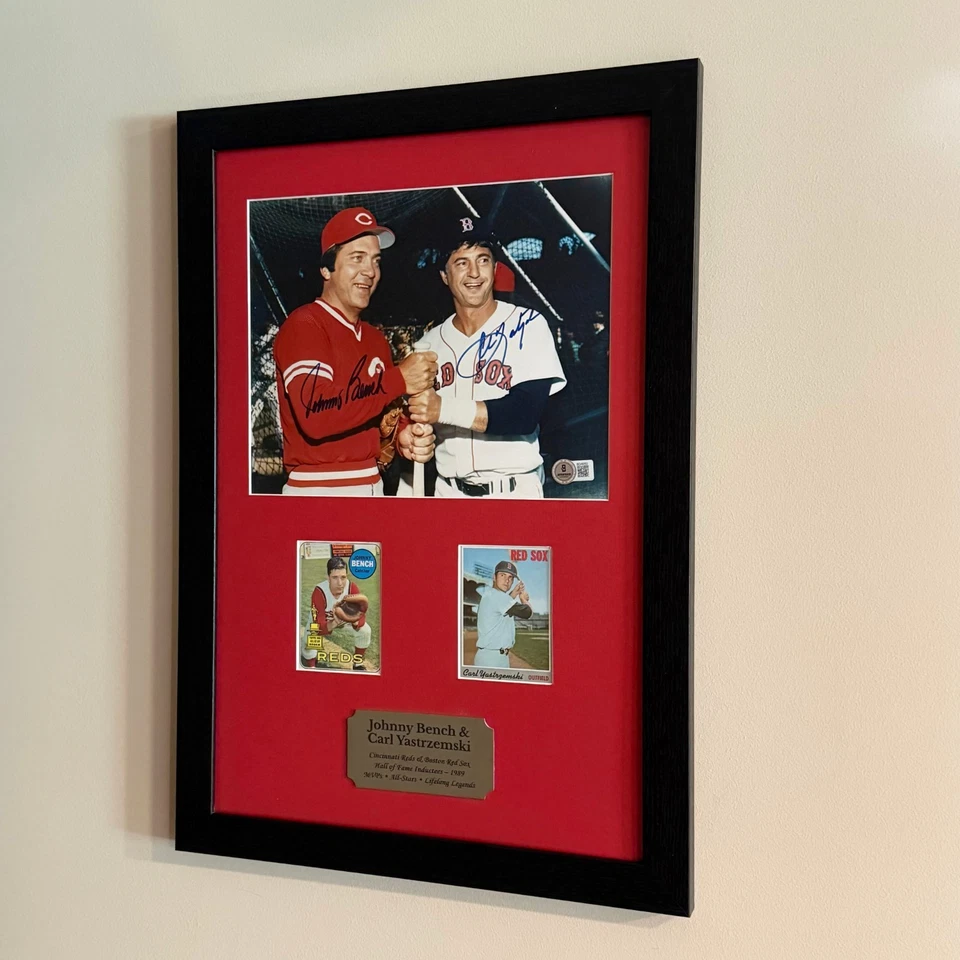 JOHNNY BENCH & CARL YASTRZEMSKI SIGNED PHOTO W/ TOPPS CARDS | BAS HOLOGRAM - Image 2 of 4